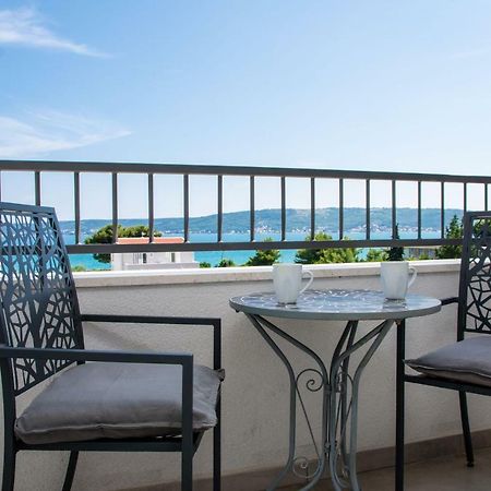 Apartment Quarko Kastela Luaran gambar