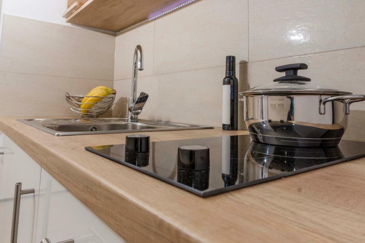 Apartment Quarko Kastela Luaran gambar