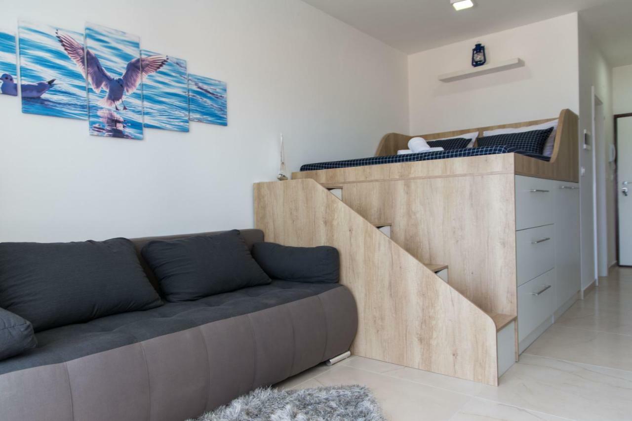 Apartment Quarko Kastela Luaran gambar