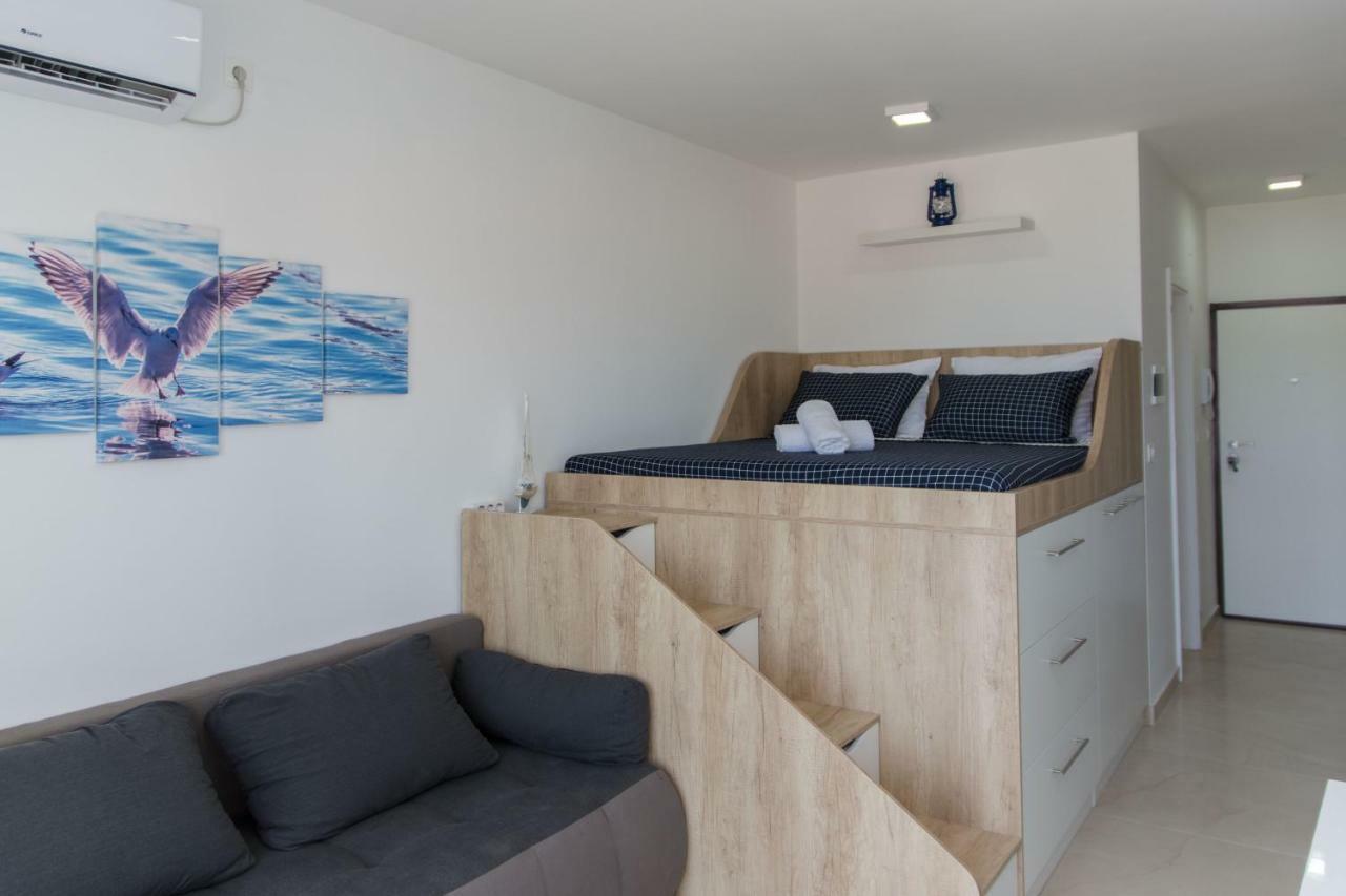 Apartment Quarko Kastela Luaran gambar