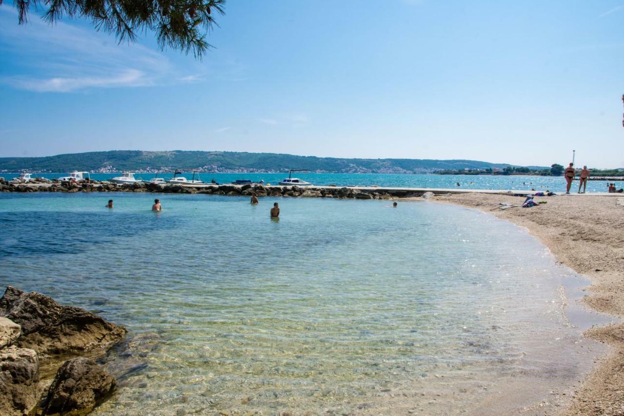 Apartment Quarko Kastela Luaran gambar