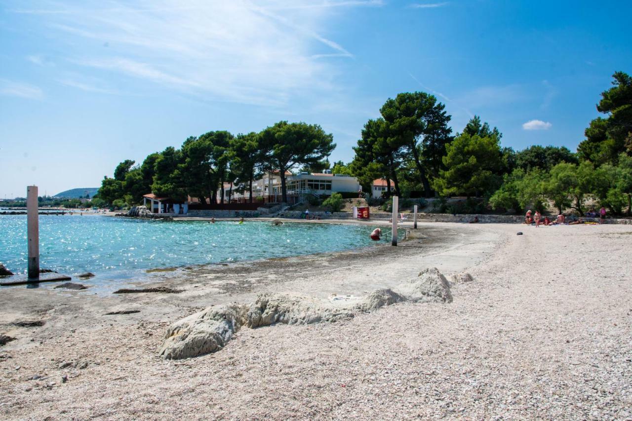 Apartment Quarko Kastela Luaran gambar